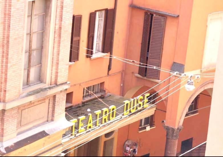 Appartamento Mansarda Teatro Duse Centro Bologna Esterno foto